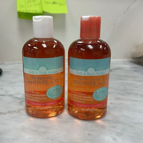 Bath and Body Works Tranquil Tropics Refreshing Shower Gel - Picture 2 of 3
